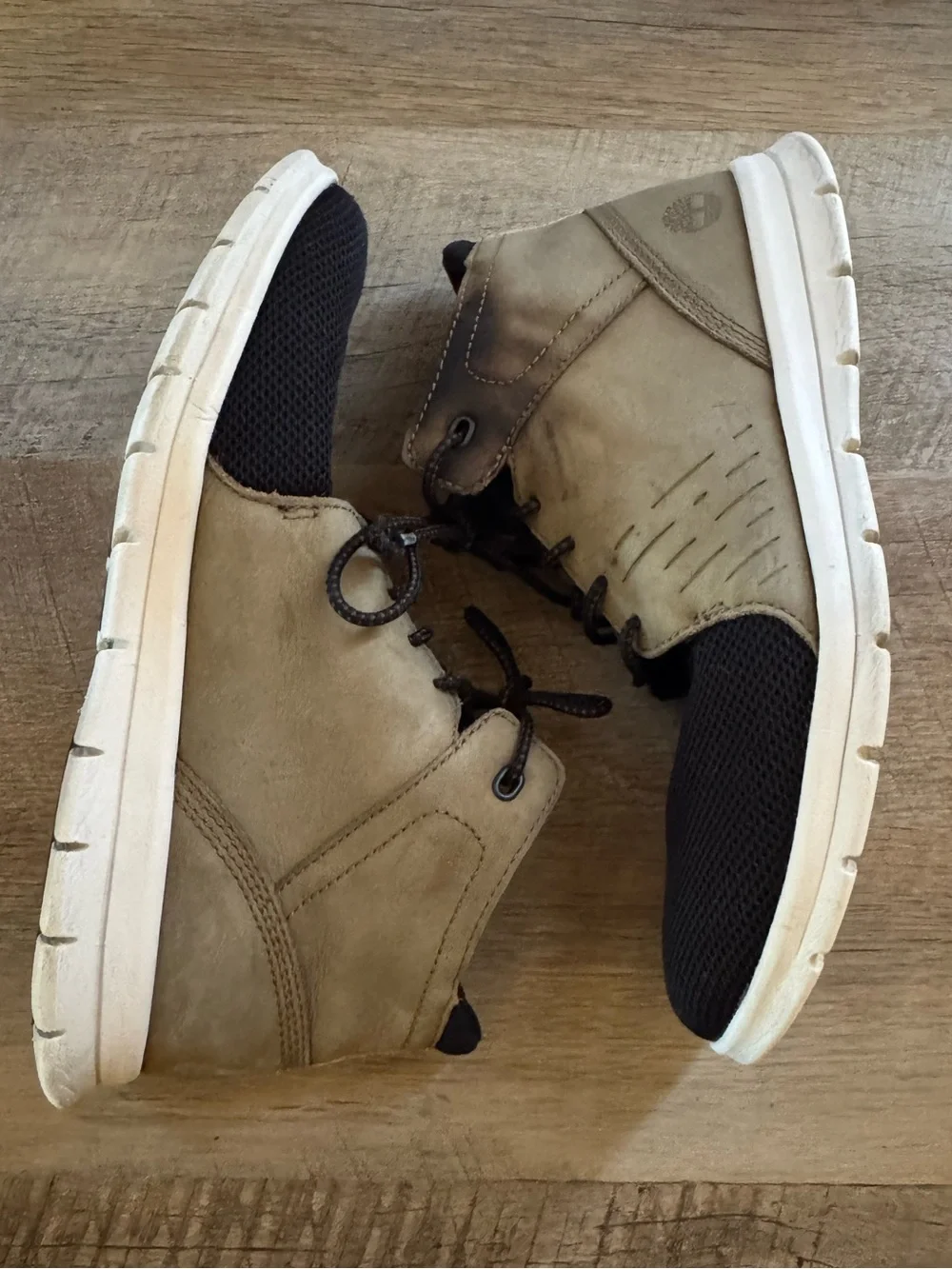 Timberland Men's Black/Tan Graydon Chukka Boots (7.5)